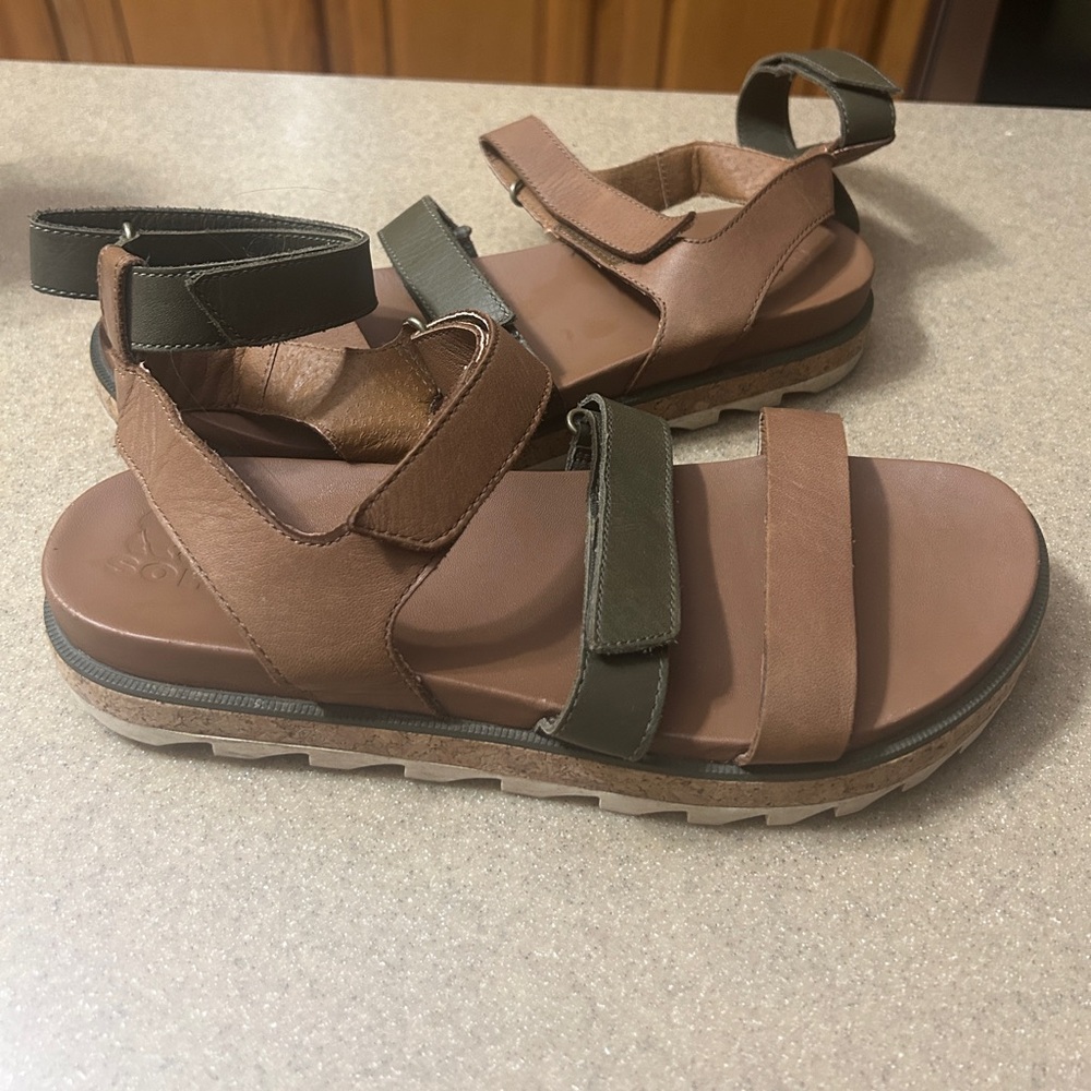Sorel Sandals Womens Size 10 Brown Leather Platform Roaming Multi Strap Sandal